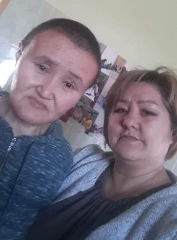 Frau spricht plötzlich wieder